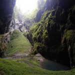 Lagos subterráneos y grutas en el abismo Macocha 
