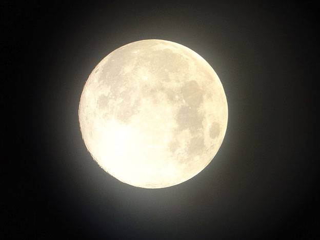 Por qué la Luna Llena brilla tanto? | Blogodisea