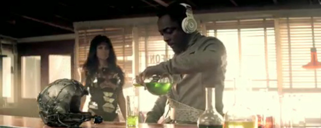 black-eyed-peas-imma-be-rocking-that-body-video