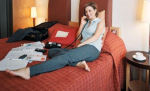 Calentón y chasco en la habitación del hotel hotel-telefono-servicio-erotico-mujer