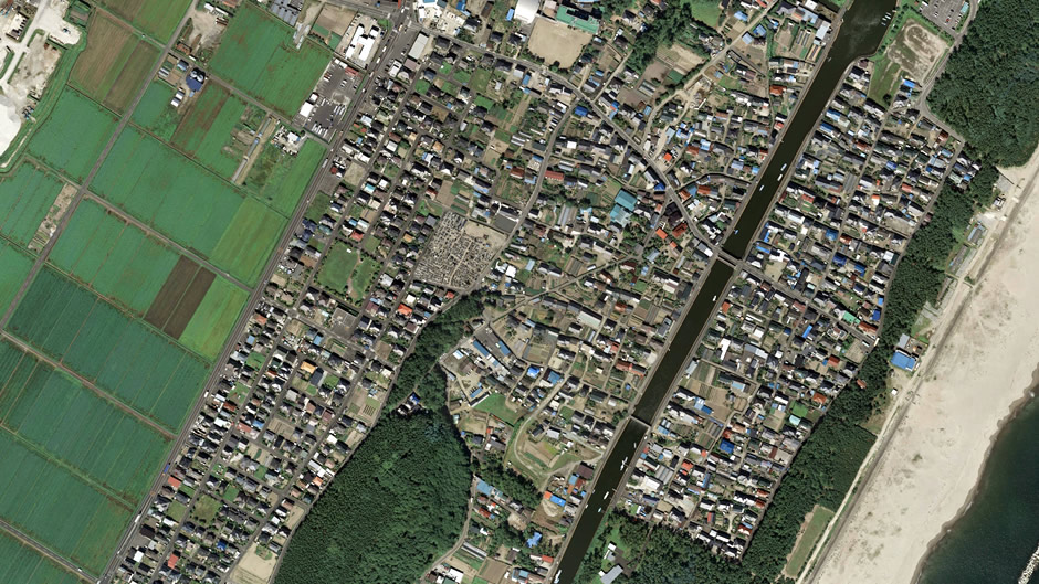 image-japan-satellite-tsunami-arahama-before