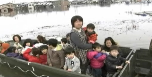 ninos rescatados terremoto japon 2011 tsunami video