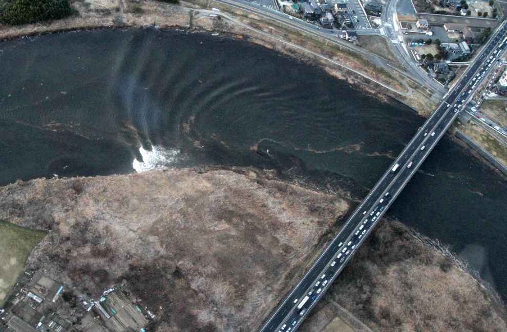 seismo japon 8.9 2011 tsunami rio naka Hitachinaka Ibaraki