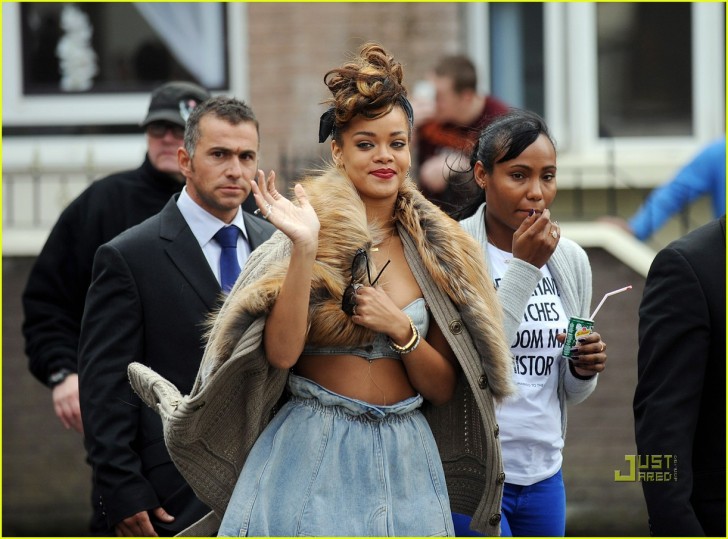 Rihanna Causes A Stir On Music Video Set