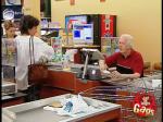 Cajero senil broma supermercado