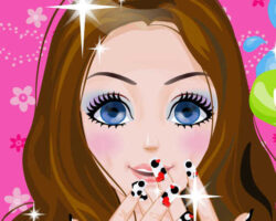 Juego en el salón de manicura juego-salon-manicura