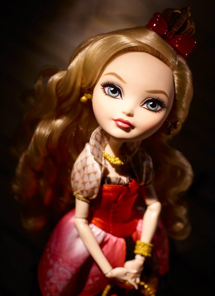 apple white muneca ever after