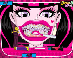 Juego con Draculaura en el dentista juegos dientes draculaura