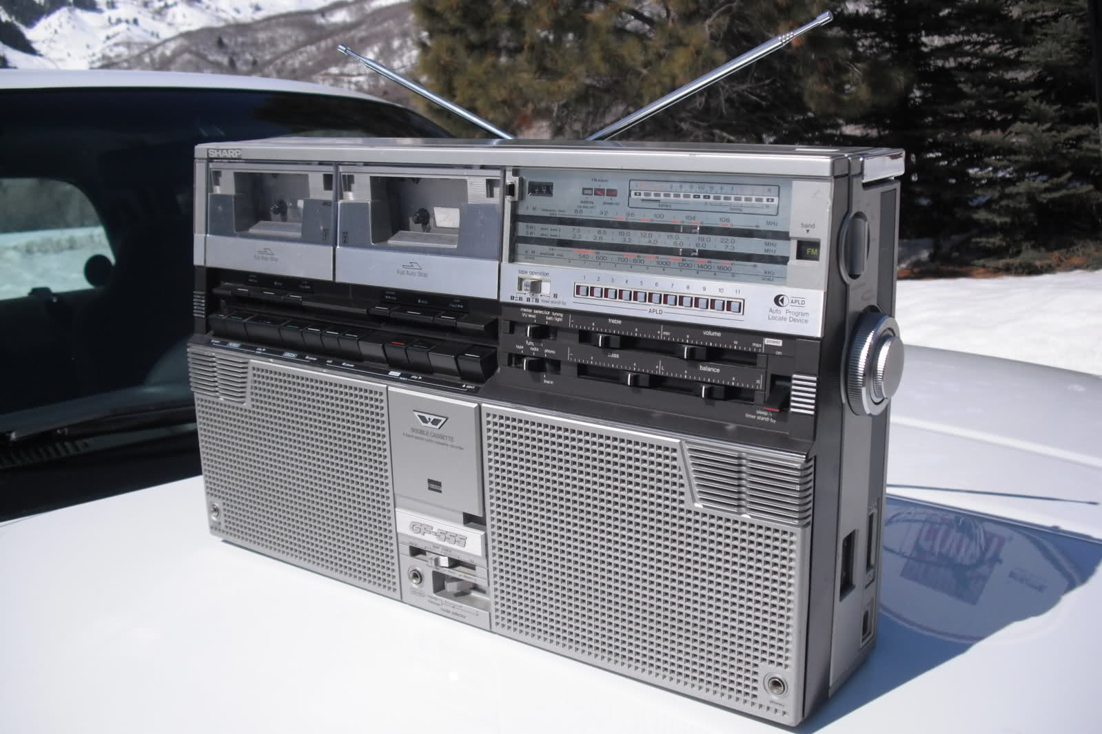 radiocasette Sharp GF-555